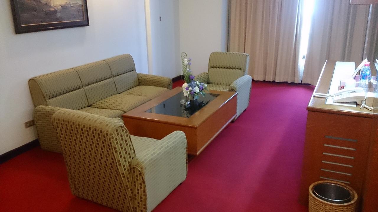 The Camelot Hotel Pattaya Esterno foto