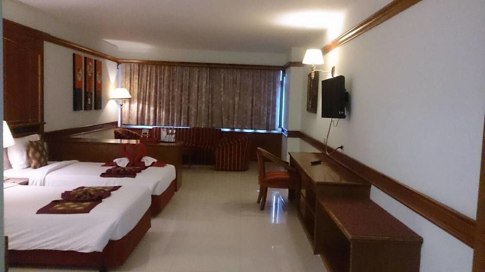 The Camelot Hotel Pattaya Esterno foto