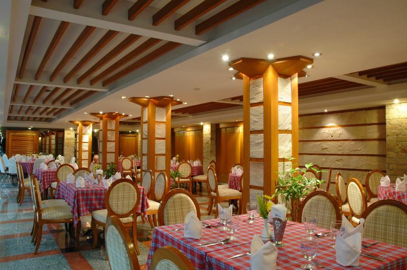 The Camelot Hotel Pattaya Esterno foto