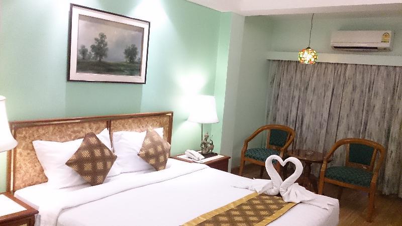 The Camelot Hotel Pattaya Esterno foto