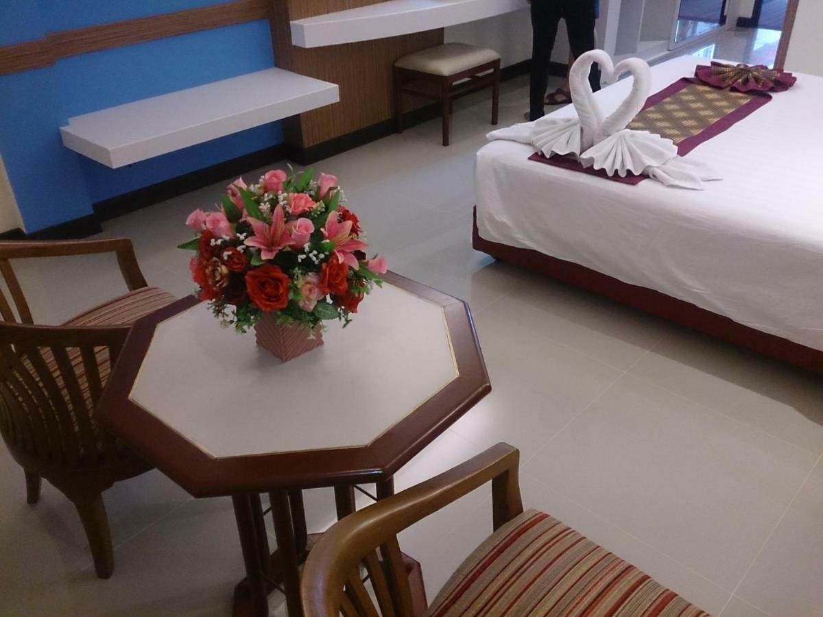 The Camelot Hotel Pattaya Esterno foto
